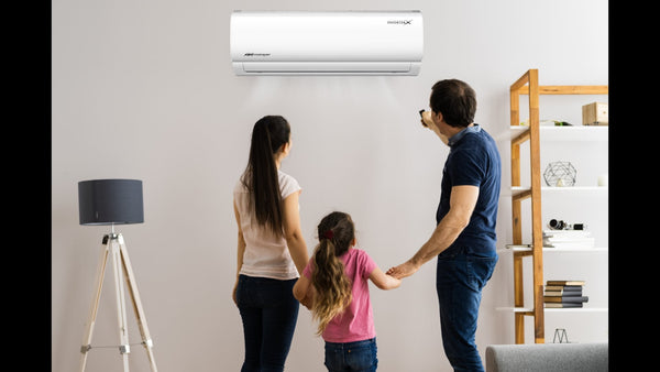 Familia eligiendo el tonelaje correcto de su minisplit Mirage